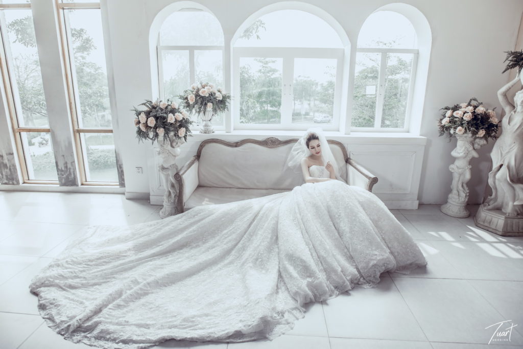 Ảnh viện áo cưới uy tín: Tư vấn trước ngày chụp cho cô dâu 