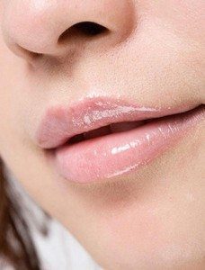 trang điểm cô dâu hiện đại, nhẹ nhàng 5