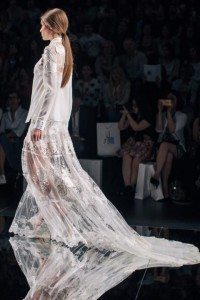 Bộ sưu tập váy cưới cho mùa Xuân/Hè 2016-21