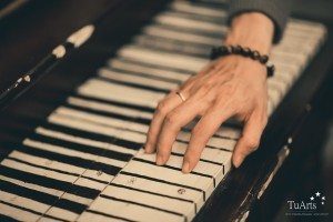 Album ảnh cưới đẹp lạ: Nắm tay em đi suốt cuộc đời 4
