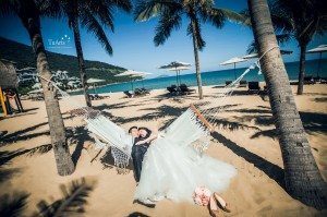 Một số cách tạo dáng chụp ảnh cưới 1