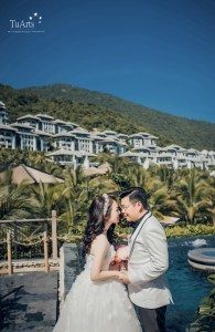 Một số cách tạo dáng chụp ảnh cưới 16