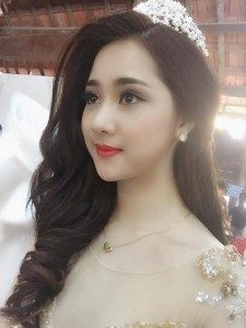 Trang điểm cô dâu ở đâu đẹp?25