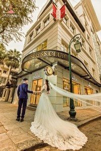 Mẹo nhỏ để chụp ảnh cưới đẹp khi trời mưa