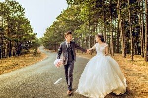 Lựa chọn nơi cho thuê váy cưới đẹp Hà Nội