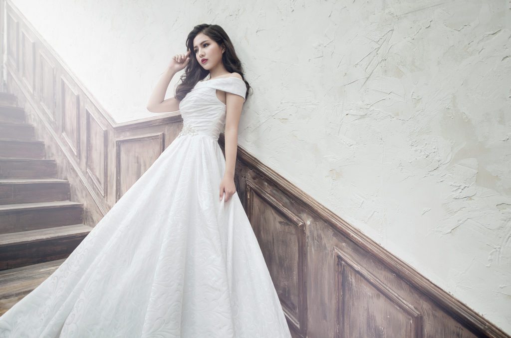 40 mẫu váy cưới tự thiết kế tuyệt đẹp từ 2  7 triệu cho cặp đôi sắp cưới   OANH Design