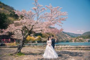Album ảnh cưới đẹp Nắm tay nhau đi khắp thế gian 3
