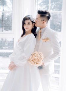 Album ảnh cưới đẹp ở biệt thự hoa hồng