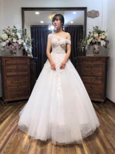 thuê váy cưới đẹp