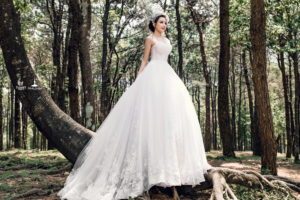 thuê váy cưới đẹp