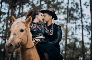 ALBUM XUYÊN VIỆT CỦA CẶP ĐÔI NĂNG TĨNH - THU HƯƠNG