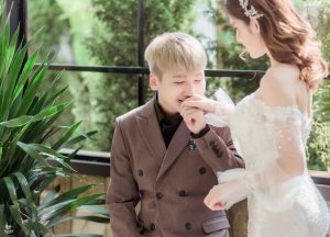 ALBUM ẢNH CƯỚI HOT VLOGGER HUY CUNG