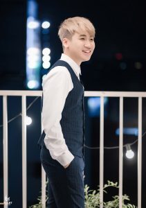 ALBUM ẢNH CƯỚI HOT VLOGGER HUY CUNG