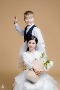ALBUM ẢNH CƯỚI HOT VLOGGER HUY CUNG