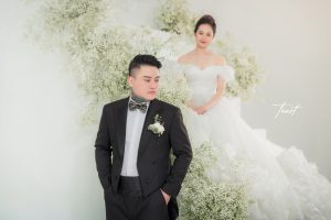 Ca sĩ “Vợ tuyệt vời nhất” Vũ Duy Khánh và Hotgirl Phương Anh tung bộ ảnh cưới concept Phi Hành Gia cực chất khiến Fan rần rần
