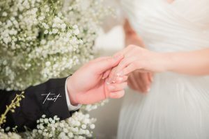 Ca sĩ “Vợ tuyệt vời nhất” Vũ Duy Khánh và Hotgirl Phương Anh tung bộ ảnh cưới concept Phi Hành Gia cực chất khiến Fan rần rần