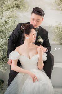 Ca sĩ “Vợ tuyệt vời nhất” Vũ Duy Khánh và Hotgirl Phương Anh tung bộ ảnh cưới concept Phi Hành Gia cực chất khiến Fan rần rần