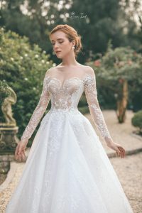 Sự kết hợp hoàn hảo giữa TuArt & Hacchic Couture trong BST Garden of the Muse