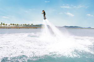 Chụp ảnh cưới với Flyboard: Ý tưởng Độc - Lạ - Chất được thực hiện hoá bởi TuArt