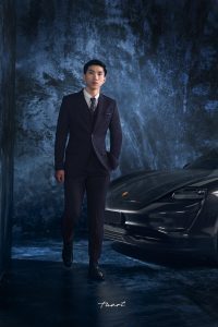 Sự kết hợp tuyệt vời của Đoàn Văn Hậu - suit Venesto & TuArt
