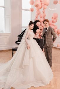 Trọn bộ ảnh cưới kỷ niệm 23 năm bên nhau của vợ chồng MC Hồng Phúc