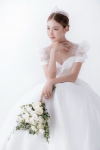 Album ảnh cưới đẹp tại phim trường Santorini Hà Nội
