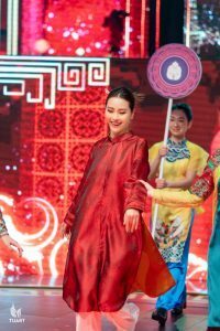 Hé lộ hình ảnh thú vị những cặp đôi “Oan gia ngõ hẹp" mà TuArt ghi lại trong chương trình 12 Con Giáp 2023