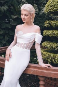 TuArt & Hacchic Trong BST váy cưới Garden of the Muse