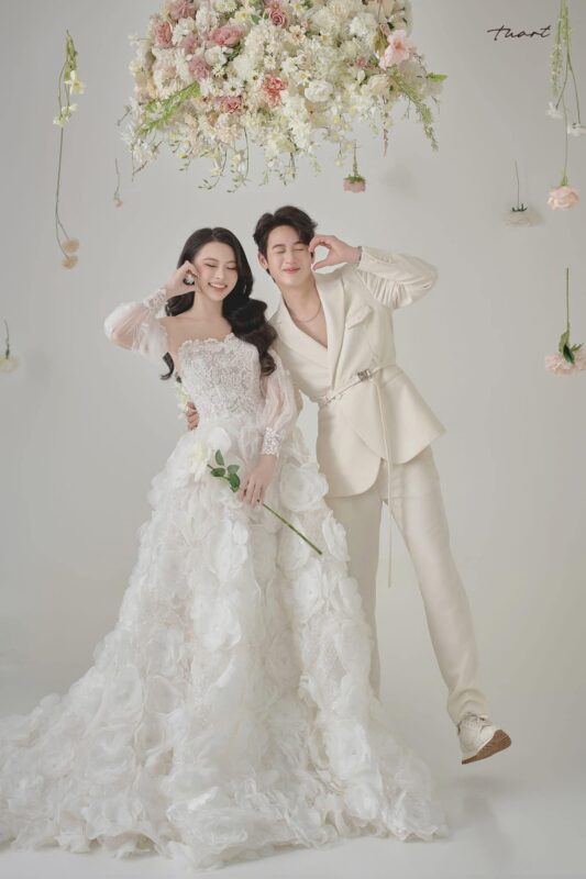 ảnh cưới hàn quốc trong studio 