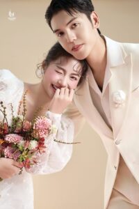 Album ảnh cưới tối giản tinh tế Style Hàn Quốc tại Studio