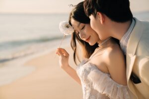 Album ảnh cưới đẹp bình minh biển
