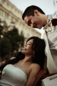 ẢNH CƯỚI XE CỔ TẠI SÀI GÒN